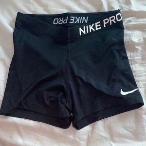 black nike pros